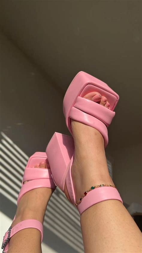 Pink Naked Wolfe Heels Heels Outfits Chunky Heels Outfit Platform Heels Outfit
