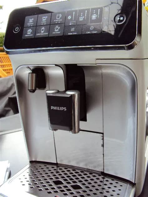 KAFFEEVOLLAUTOMAT PHILIPS LATTEGO 3200 Serie EP3243/70 , gebraucht EUR ...