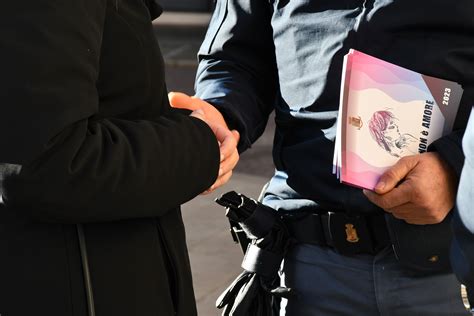 Questo Non Amore La Campagna Permanente Della Polizia Di Stato