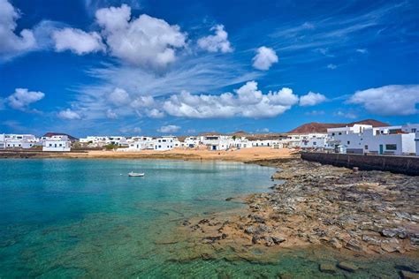 Caleta de Sebo | Hello Canary Islands