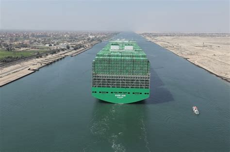 Photos Worlds Largest Containership Transits Suez Canal