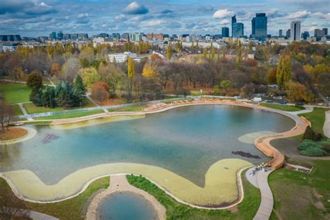 Pole Mokotowskie Park Akcji Burza Zielone Torowiska Warszawa Ma Za