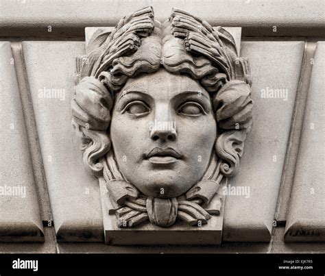 Escultura De Rostro Femenino Fotograf As E Im Genes De Alta Resoluci N