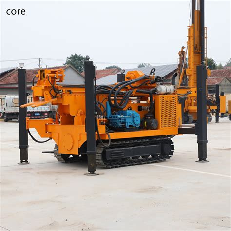 Hard Rock Borehole Rotary Machine Crawler Core Drilling Rig With Mud