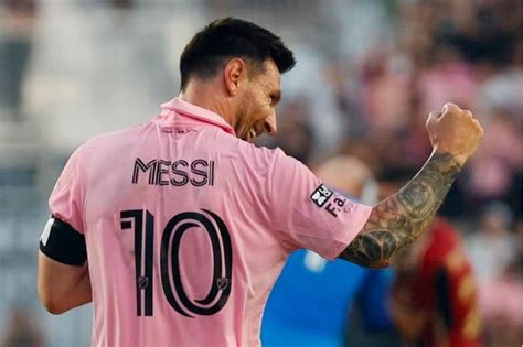 Messi Tanggapi Ejekan Fans Di Hong Kong Yang Minta Uang Tiket