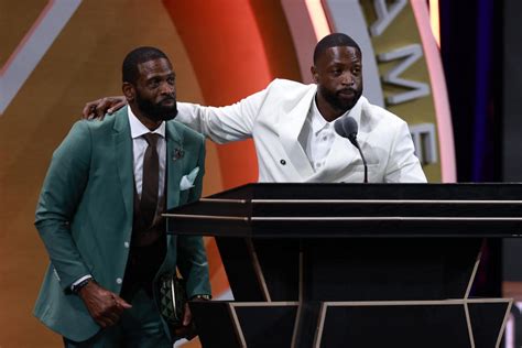 Dwyane Wade Honors His Father In Heartwarming Hall Of Fame Speech