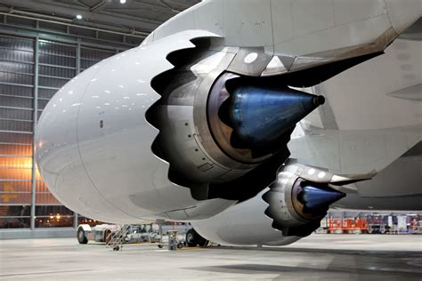 Boeing 747 Two Engines