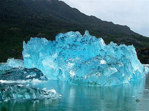 25 Amazing Icebergs And Glaciers From Around The World Pictolic