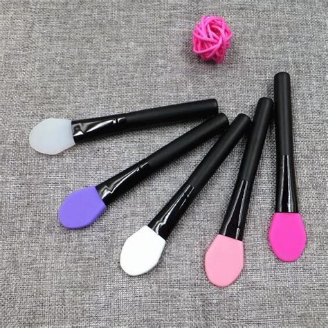 Wholesale Silicone Makeup Cosmetic Brush Facial Mask Brush Applicator Tools Mask Brush And