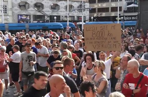 Foto Tisu E U Zagrebu Prosvjedovale Protiv Mjera Sto Era I Cijepljenja