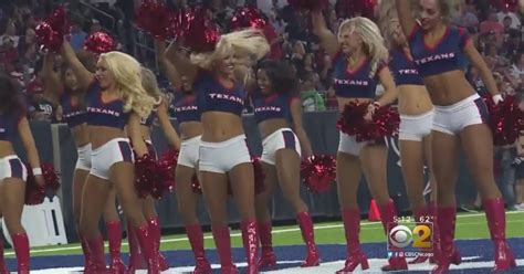 Former Nfl Cheerleaders File Lawsuit Citing Sex Discrimination Unfair