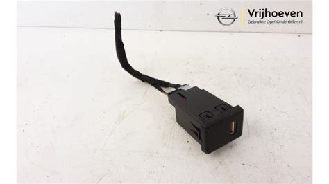 Aux Usb Connection Opel Astra K Sidi Turbo V Gm