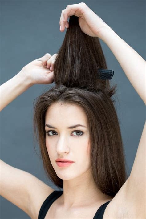 Easy Hairstyles To Copy When You Re Running Late Fast Hairstyles