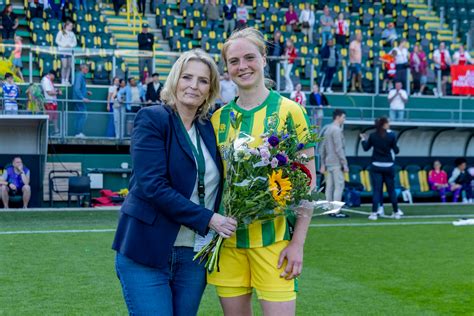 Negen Speelsters En Drie Stafleden Vertrekken Bij ADO Den Haag Vrouwen