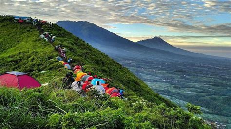 Rekomendasi Gunung Untuk Pendaki Pemula Di Jawa Tengah Ada Yang Pernah