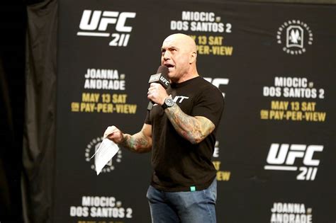 Joe Rogan Signs Exclusive Podcast Deal With Spotify The Source