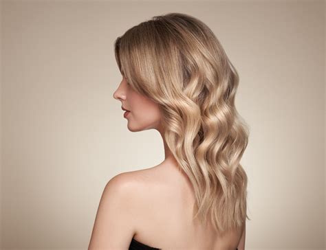 How Often Should You Use Blonde Shampoo Thehairnetwork All Rights Reserved
