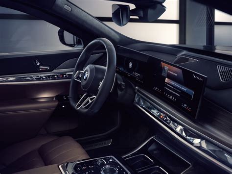 Представлены Bmw I7 Protection и Bmw 7 Series Protection которые