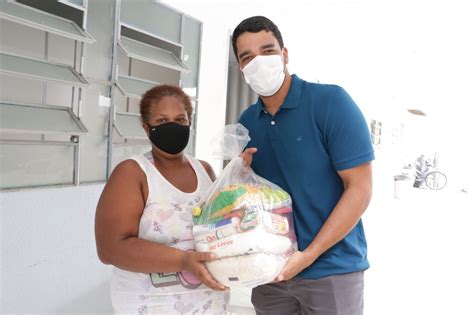 Prefeitura Realiza Mutir O Para Entrega De Alimentos Para Fam Lias Em