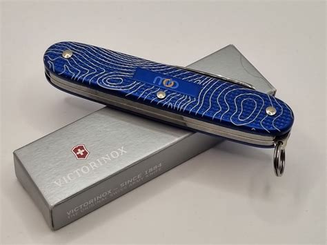 Victorinox Pioneer Alox Blau Mit Topo Lasergravur Kaufen Auf Ricardo