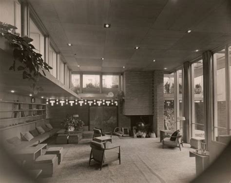 Frank Lloyd Wright's Usonian House, NYC – Works – eMuseum