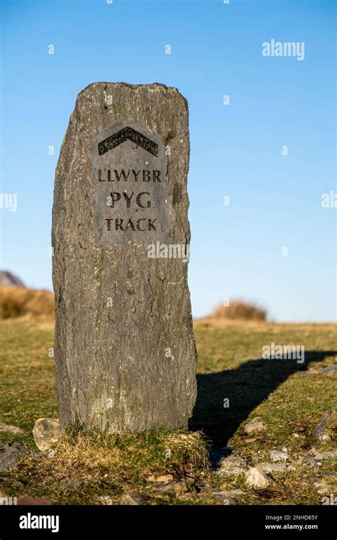 Snowdon Pyg Track Sign Snowdonia National Park Stock Photo Alamy