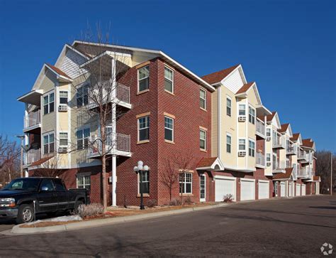 Goettens Grove Apartments Rentals Saint Cloud Mn