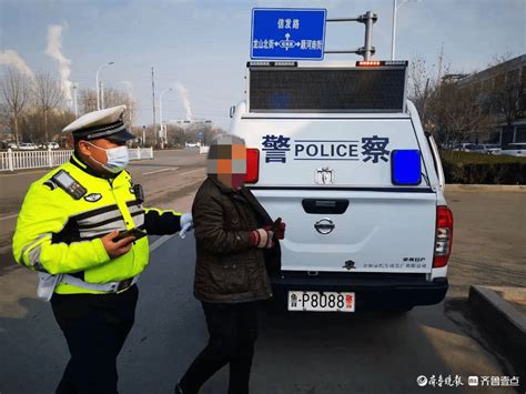 暖心！聊城高速交警护送迷路老人回家青年公寓老奶奶王文元