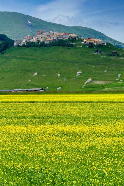 Piano Grande Di Castelluccio Di Norcia Province De Pérouse Ombrie