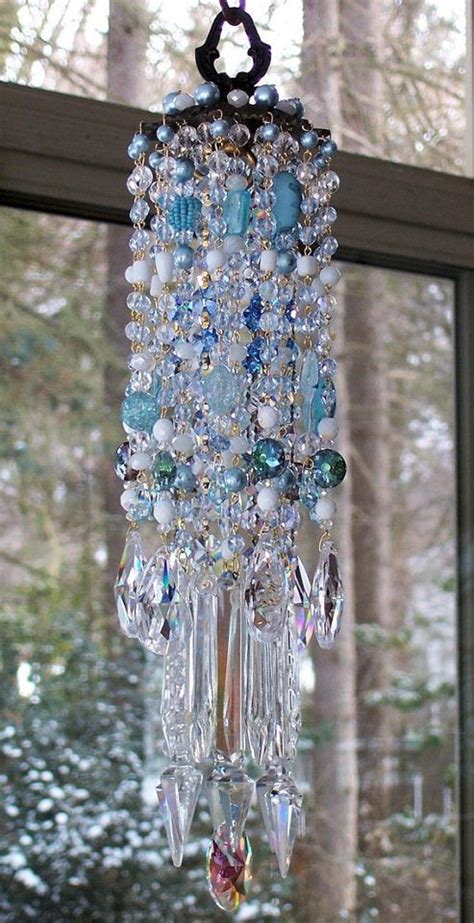 Pin By Nola Macgregor On It S A Bling Thing Crystal Wind Chimes Glass Wind Chimes Wind Chimes