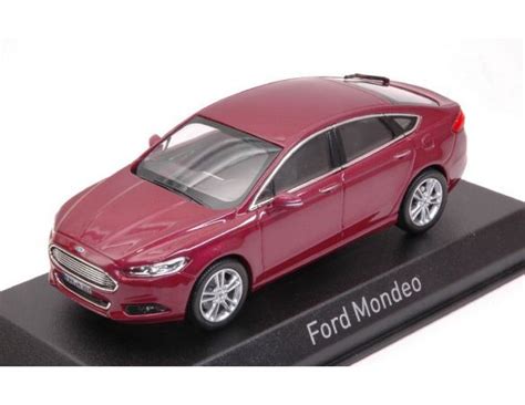 Norev NV270553 FORD MONDEO 2014 RED 1 43 Modellino