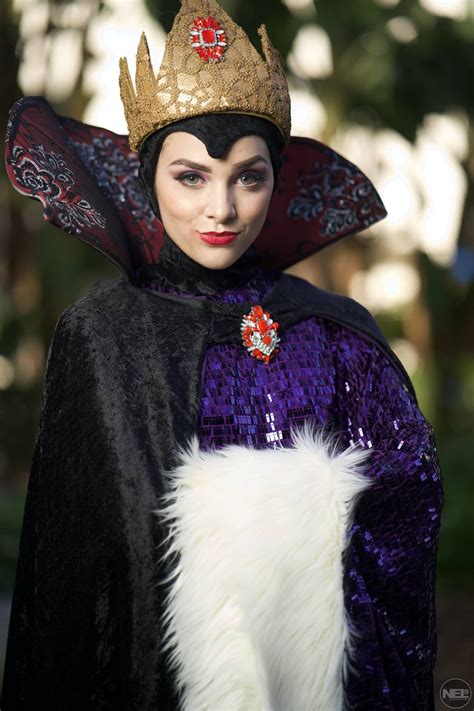 The Evil Queen Grimhilde Snow White Disney Cosplay D23 2017 Nels