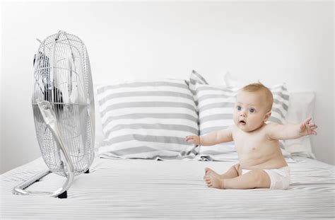 How To Cool A Baby Down In Hot Weather Tips Parent Needs To Know