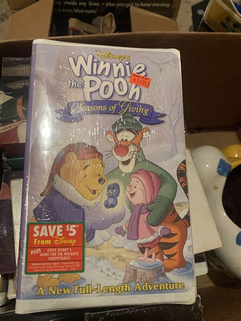 Winnie The Pooh Seasons Of Giving Vhs 1999 Clamshell Case