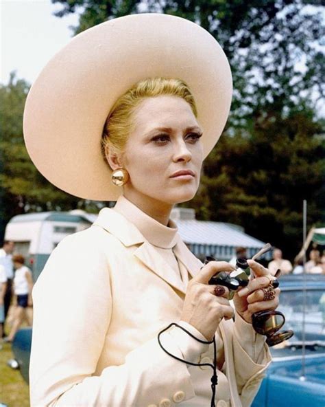 Young Faye Dunaway Life Story And Fabulous Photos From Her Early Career