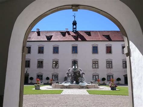 Schloß Zeil Leutkirch Im Allgäu Ravensburg Rennradtipps And Fotos