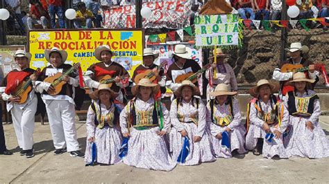 Internos E Internas Del Penal De Quillabamba Celebran D A De La