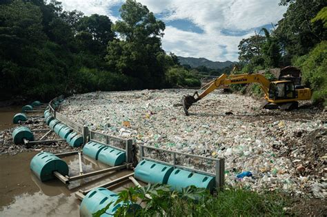 The Ocean Cleanup Returns To Great Pacific Garbage Patch For Most