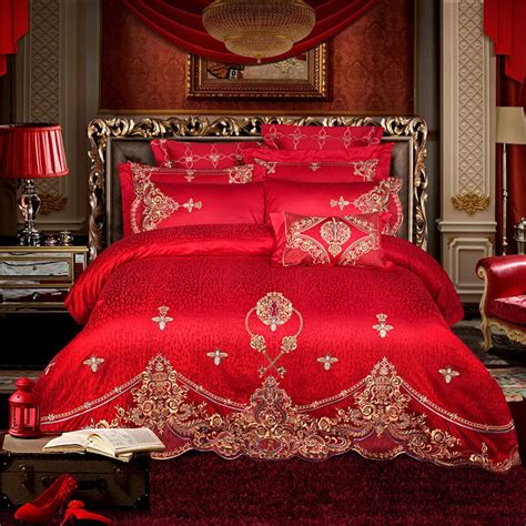 Luxury Jacquard Bedding Set Elegant Embroidery Bed Linens Queen King