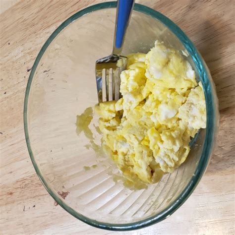 Fluffy Microwave Scrambled Eggs Recipe Allrecipes