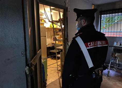 Blitz Dei Carabinieri A Tor Bella Monaca 11 Denunciati E 4 Locali