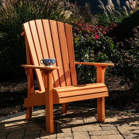 Adirondack Chairs | Composite vs. Plastic | Which is Better?