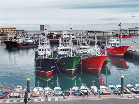 Puerto De Getaria Barco Pesquero Pesquero Barcos