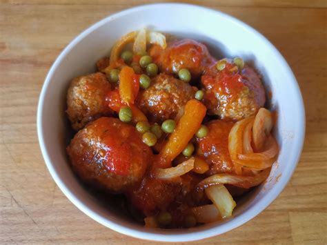 Recette Boulettes De Boeuf En Sauce Aux Petits Pois Carottes Cuisine H