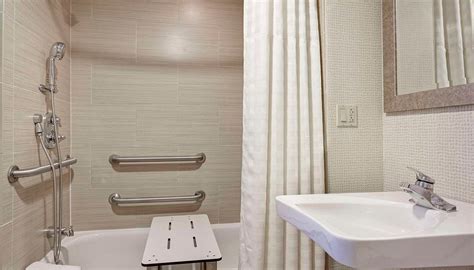 DOUBLETREE BY HILTON HOTEL PHILADELPHIA CENTER CITY - Updated 2025 ...