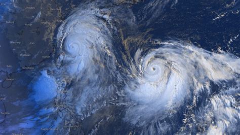 Four stages of Tropical Cyclone. From Tropical Disturbance to a Hurricane @ Windy Community