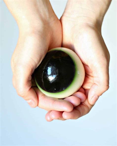 Freaky Halloween Eyeball Jello Double Shots Recipe