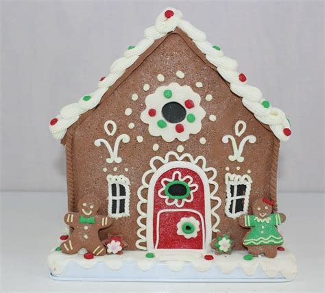 Valerie Parr Hill Gingerbread House Peppermint Candy Cane Light 9