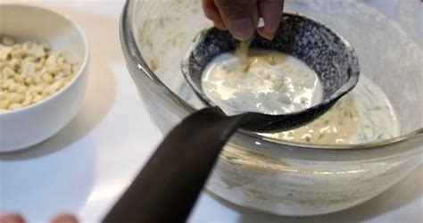 How To Make Rempeyek Kacang — A Journey Bespoke
