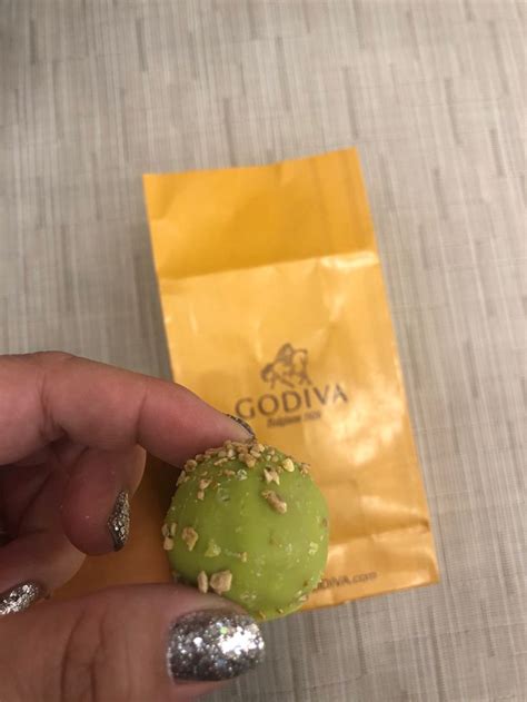 Godiva Chocolates Pistachio Treats Godiva Chocolate Health Dinner